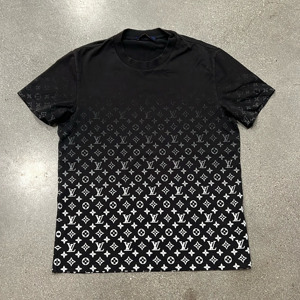 Excellent condition! Original T-shirt